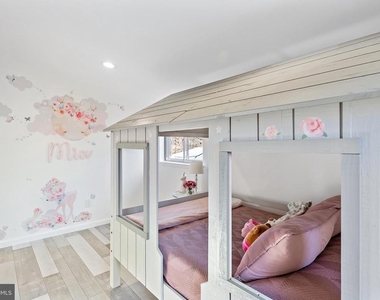 608 Winona Court - Photo Thumbnail 35
