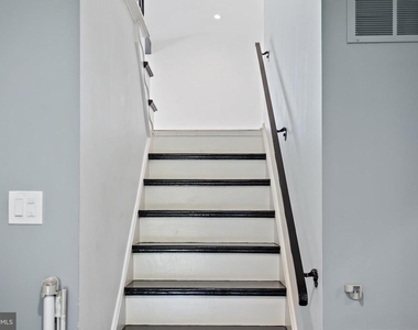 608 Winona Court - Photo Thumbnail 28