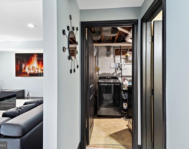 608 Winona Court - Photo Thumbnail 27