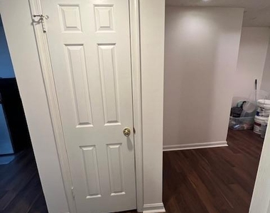 8414 Meadow Green Way - Photo Thumbnail 3