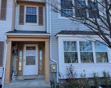 8414 Meadow Green Way - Photo Thumbnail 1