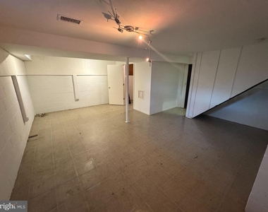 721 Crabb Avenue - Photo Thumbnail 17