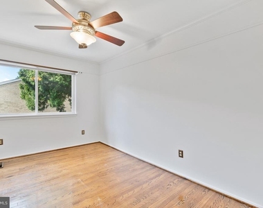 9652 Marston Lane - Photo Thumbnail 15