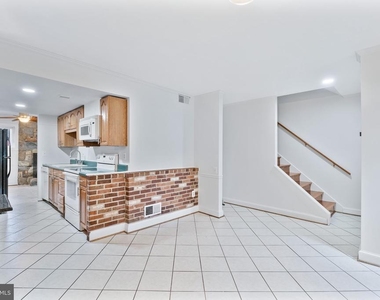 9652 Marston Lane - Photo Thumbnail 3