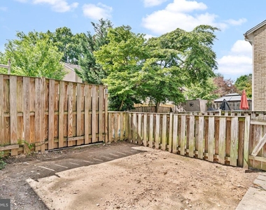 9652 Marston Lane - Photo Thumbnail 22