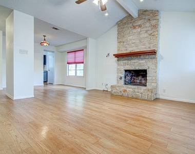 1909 Scofield Ln - Photo Thumbnail 2