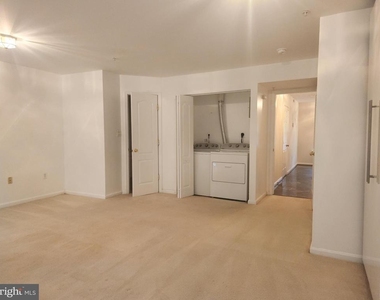 114 Emory Woods Court - Photo Thumbnail 4