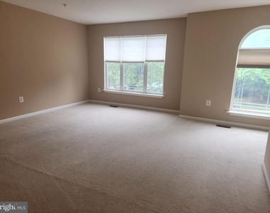 114 Emory Woods Court - Photo Thumbnail 10