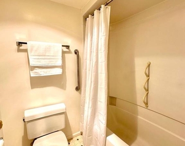 3310 N Leisure World Boulevard - Photo Thumbnail 22