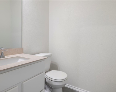 18501 Spotted Eagle Ln - Photo Thumbnail 36