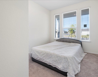 18501 Spotted Eagle Ln - Photo Thumbnail 14