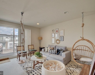 8078 Tribeca Street - Photo Thumbnail 30