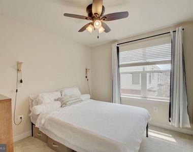 8078 Tribeca Street - Photo Thumbnail 26