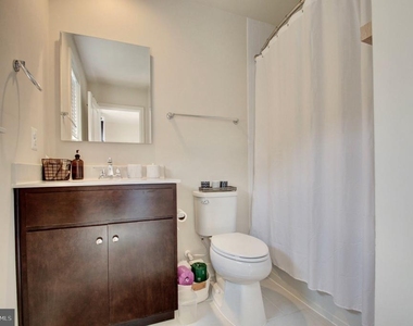 8078 Tribeca Street - Photo Thumbnail 28