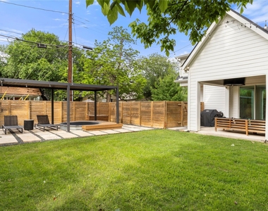 1129 Henninger St - Photo Thumbnail 29