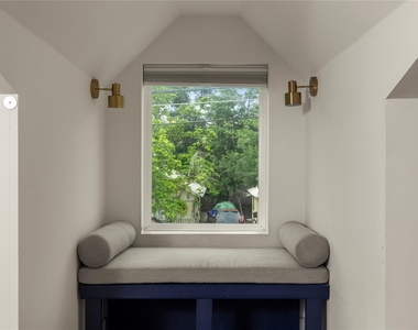 1129 Henninger St - Photo Thumbnail 20