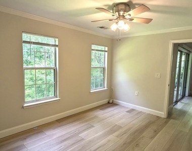 13109 Millhaven Place - Photo Thumbnail 13