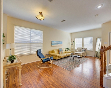 120 Gila Cliff Dr - Photo Thumbnail 5