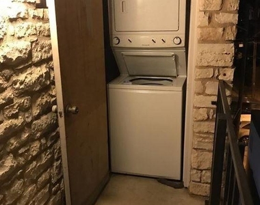 2604 Salado St - Photo Thumbnail 7