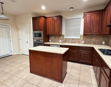 13000 Appaloosa Chase Dr - Photo Thumbnail 10