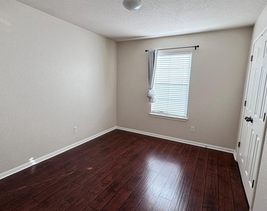 13000 Appaloosa Chase Dr - Photo Thumbnail 16