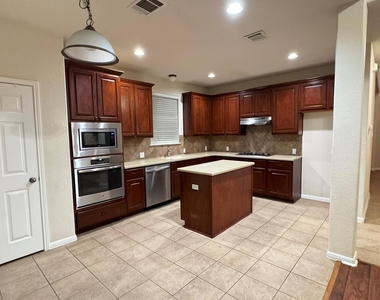 13000 Appaloosa Chase Dr - Photo Thumbnail 8