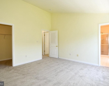 8772 Lincoln Street - Photo Thumbnail 36