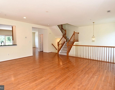 8772 Lincoln Street - Photo Thumbnail 13