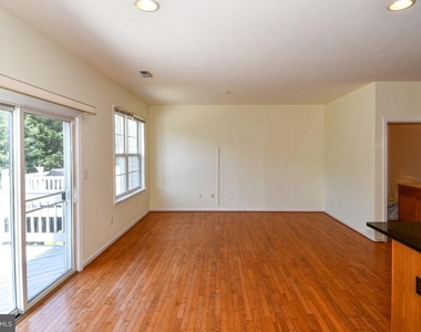 8772 Lincoln Street - Photo Thumbnail 20