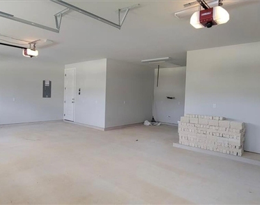 148 Kellogg Ln - Photo Thumbnail 35