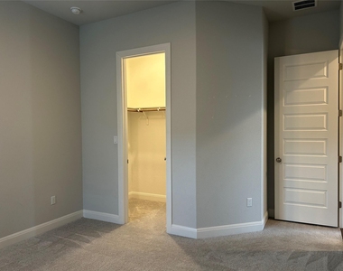 148 Kellogg Ln - Photo Thumbnail 18