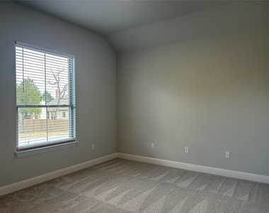 148 Kellogg Ln - Photo Thumbnail 19