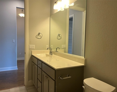 148 Kellogg Ln - Photo Thumbnail 21
