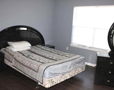 12346 Sweetbriar Place - Photo Thumbnail 12