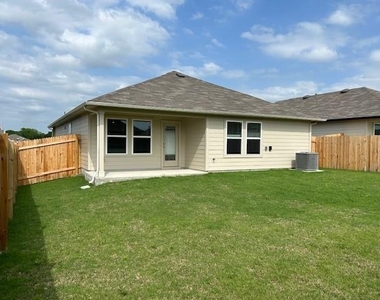 311 Darwin Pl - Photo Thumbnail 28