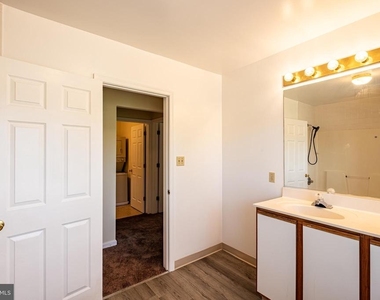 4100 3rd Street - Photo Thumbnail 9
