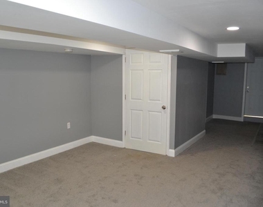 7448 Durwood - Photo Thumbnail 19