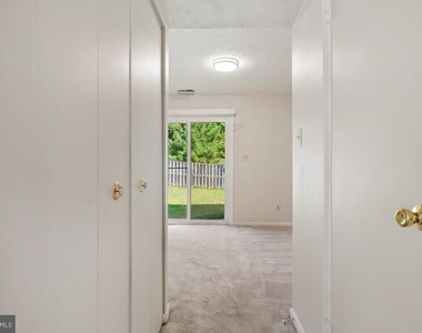 2 Chelmsford Court - Photo Thumbnail 7