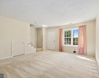 2 Chelmsford Court - Photo Thumbnail 5