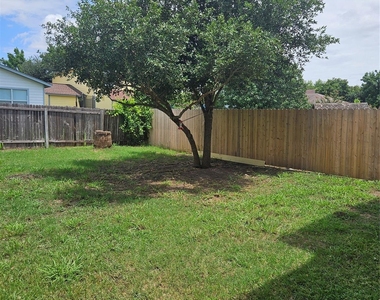 13400 Coomes Dr - Photo Thumbnail 33