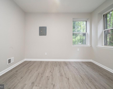 610 N Arlington Avenue - Photo Thumbnail 11
