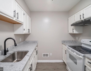 610 N Arlington Avenue - Photo Thumbnail 8