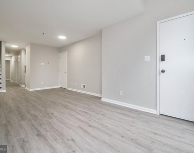 610 N Arlington Avenue - Photo Thumbnail 4