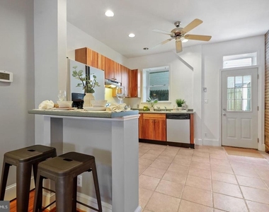 1528 Covington Street - Photo Thumbnail 8