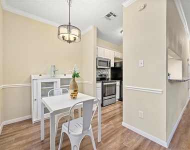 12166 Metric Blvd - Photo Thumbnail 11