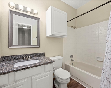 12166 Metric Blvd - Photo Thumbnail 9