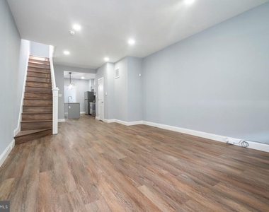 2728 Winchester Street - Photo Thumbnail 2