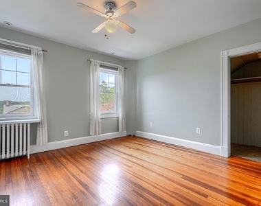 2210 Lake Avenue - Photo Thumbnail 13