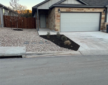 444 Parkline Dr - Photo Thumbnail 1