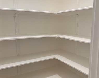 444 Parkline Dr - Photo Thumbnail 15